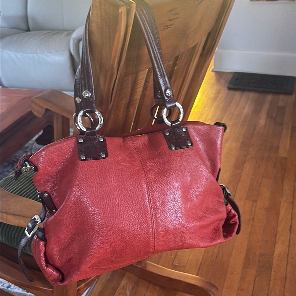 Elegant Cristina Leather Tote EUC